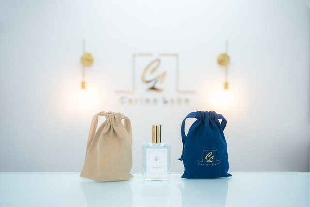 香水のイラスト