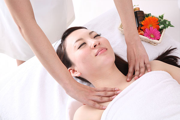 フェイシャルリンパエステ