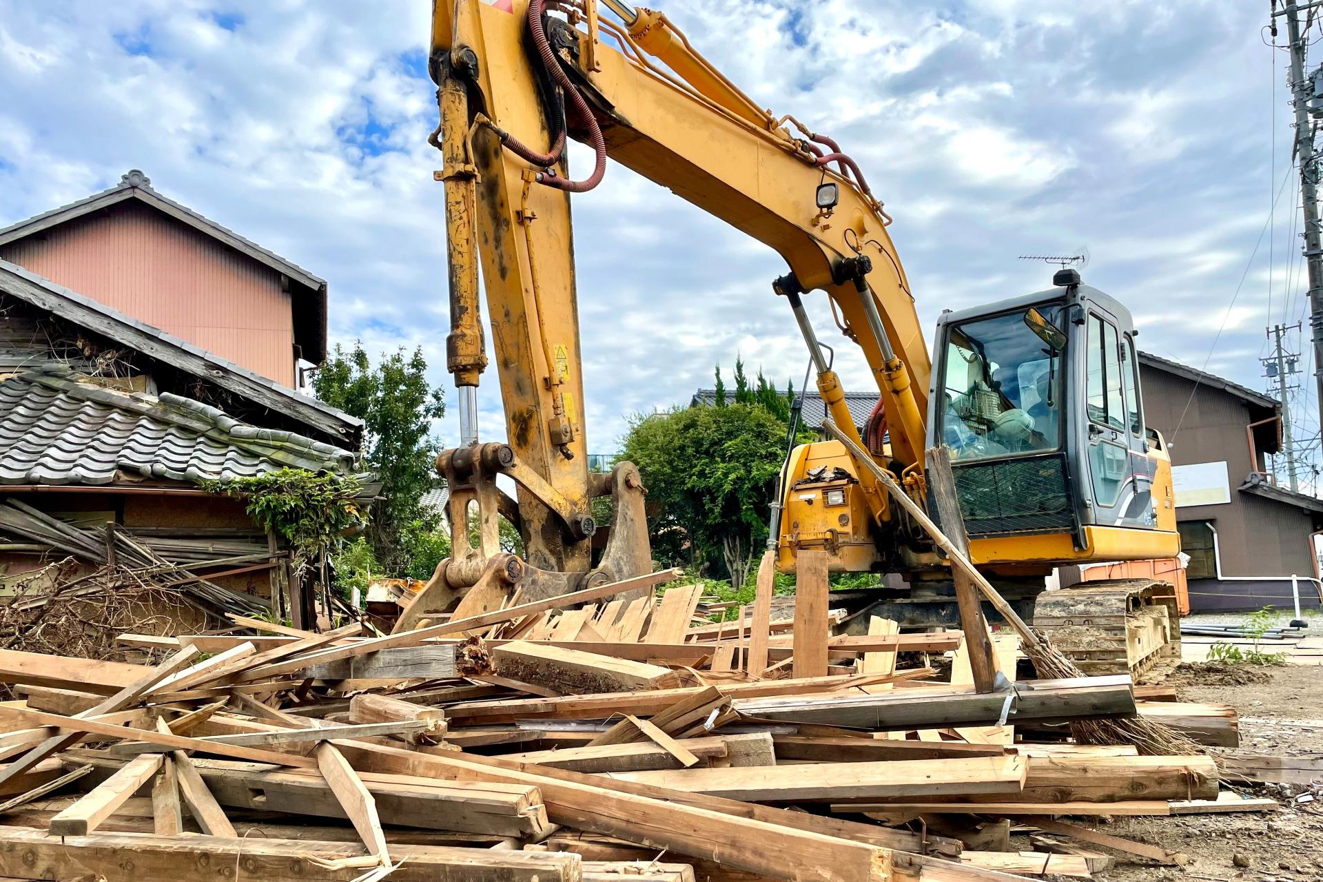 空き家・老朽家屋の解体、おまかせください