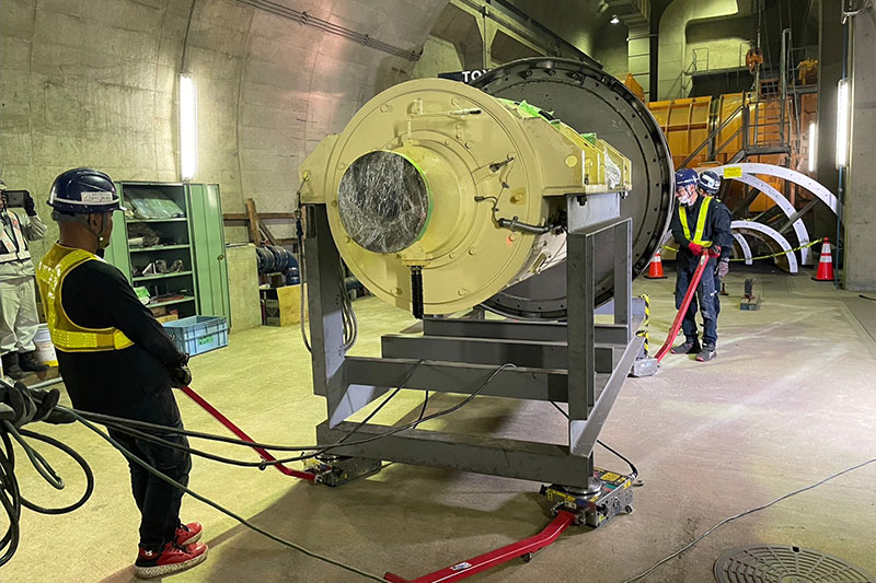 機械設備などの重量物の設置・据付工事