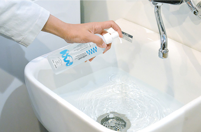 洗剤を投入する