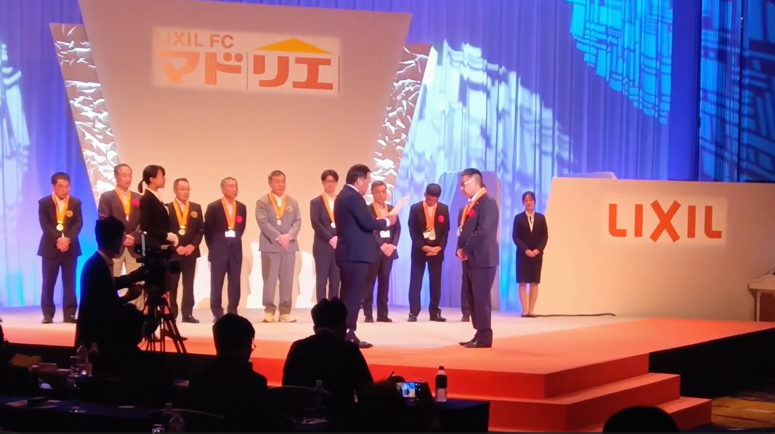 動画サムネイル