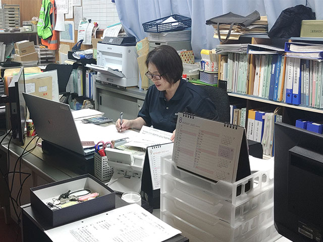 営業部・総務部