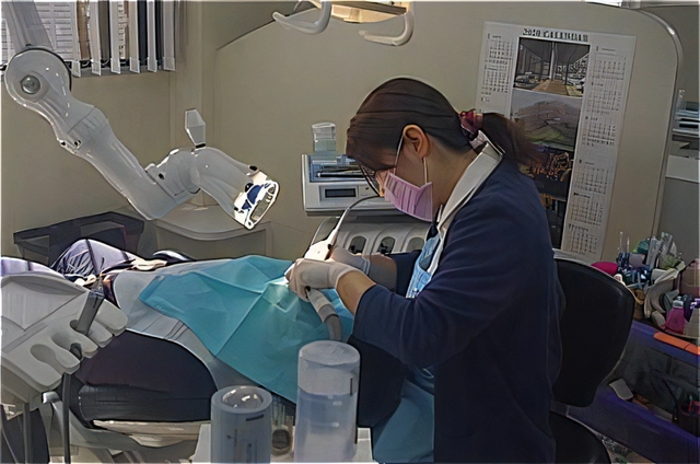 PMTC（歯の清掃）