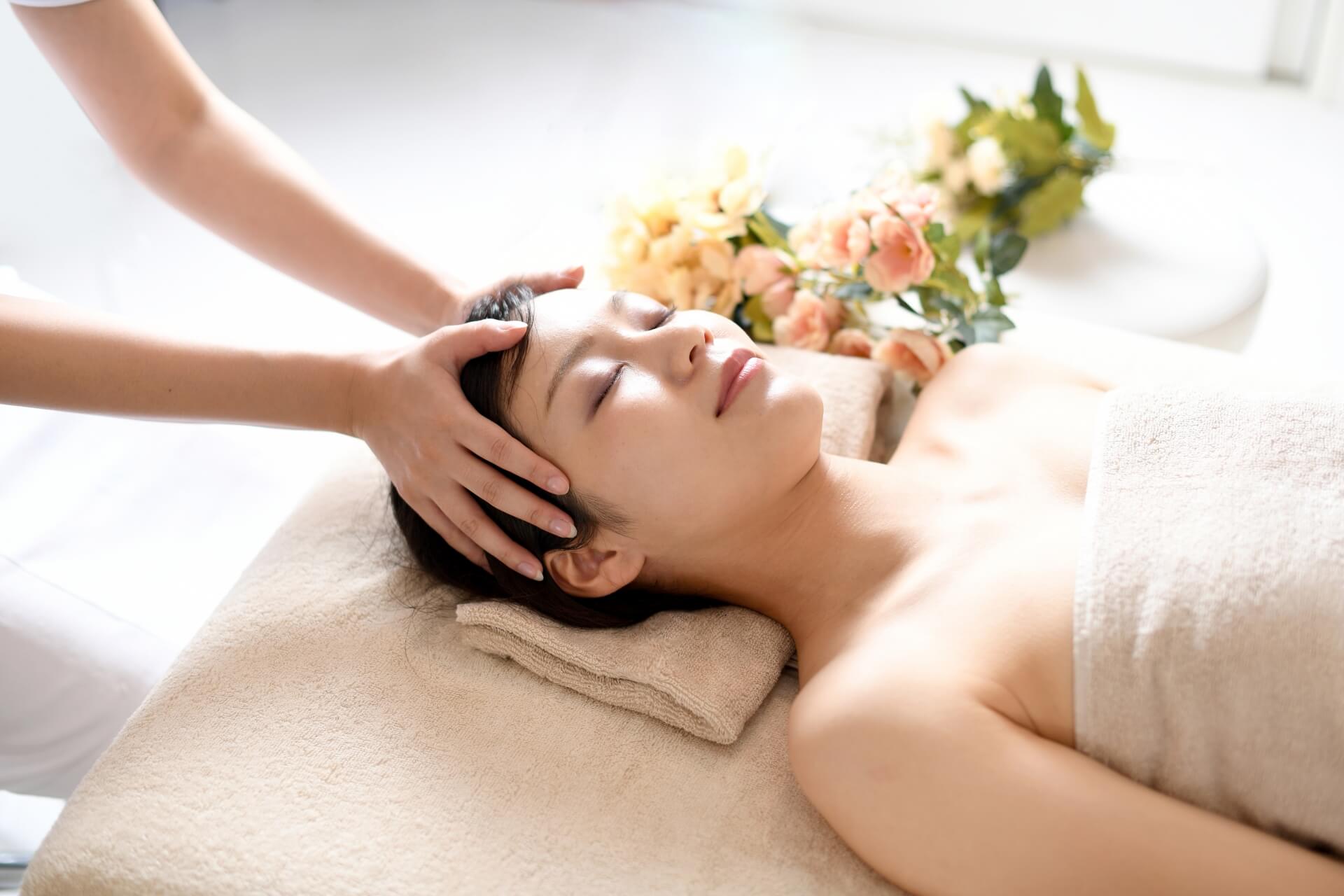 毛穴洗浄+水光肌リフトアップ+24金ゴールドマスク+ドライヘッドスパ