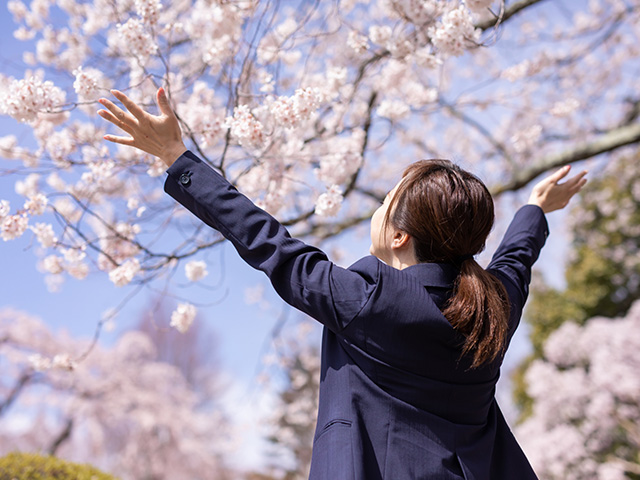 制服を着た学生