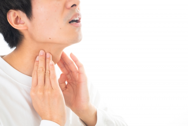 のどの違和感、声がれ