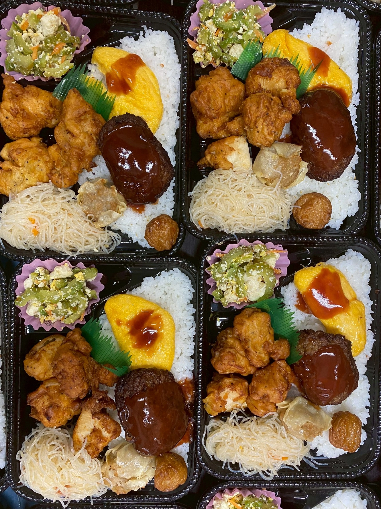 土日の配達弁当（大）写真1