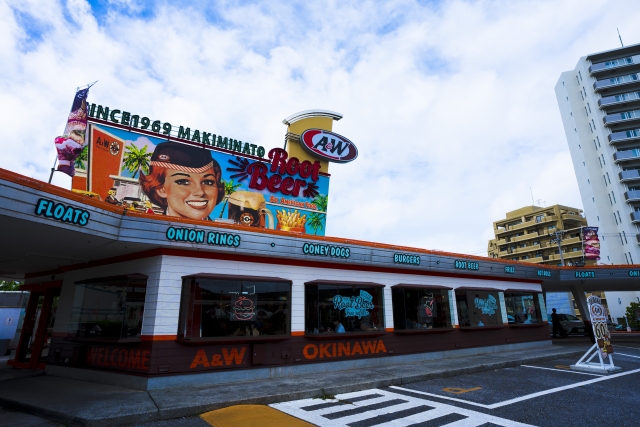 A&W 名護店
