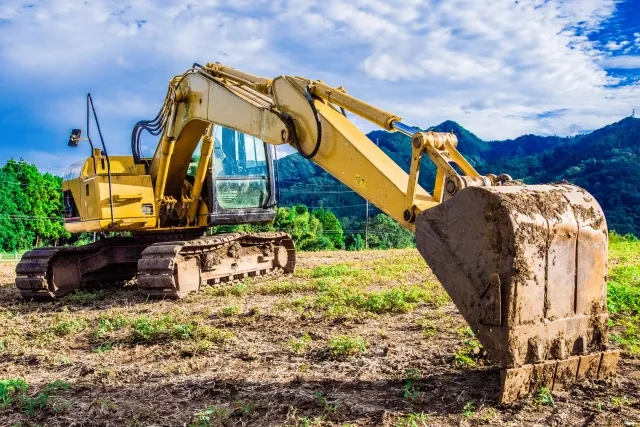 ユンボ（油圧ショベル）