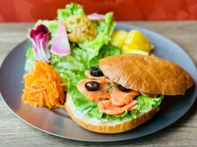 サーモンクリームチーズ