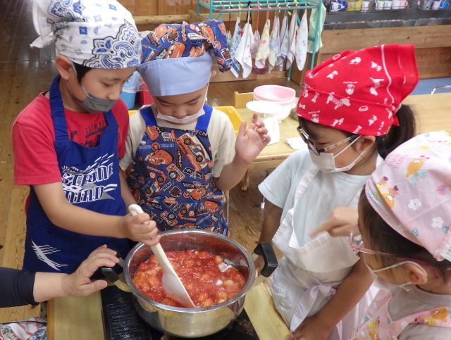 いちご狩り→いちごジャム