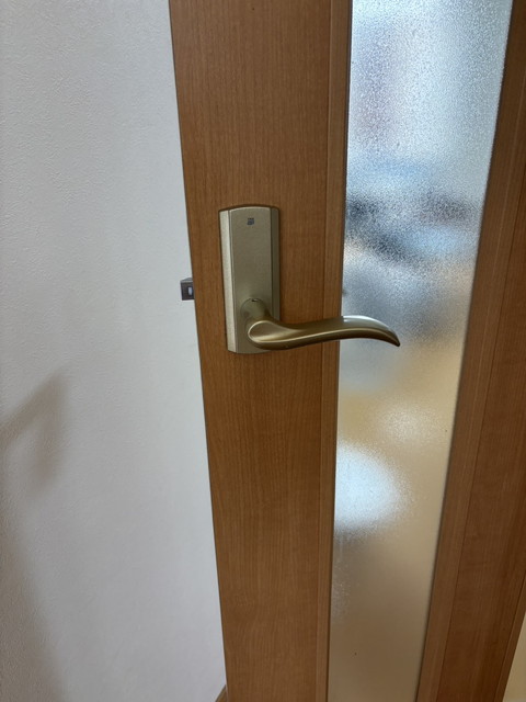 T市O邸 レバーハンドル錠取替