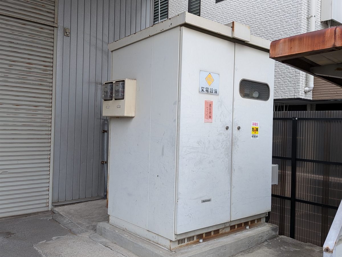 愛媛県松山市 高圧受電設備・電柱 撤去工事｜施工前