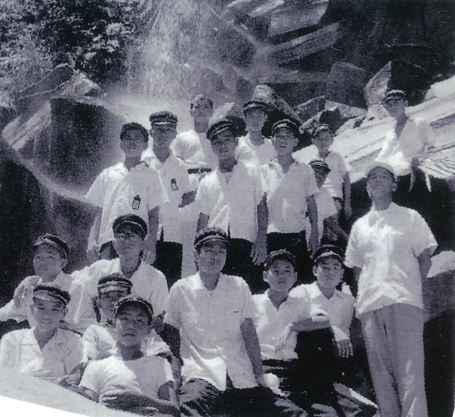1960年夏頃_那覇中学校第13期生3年9組_男子