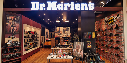 DR.MARTENS 金沢フォーラス店