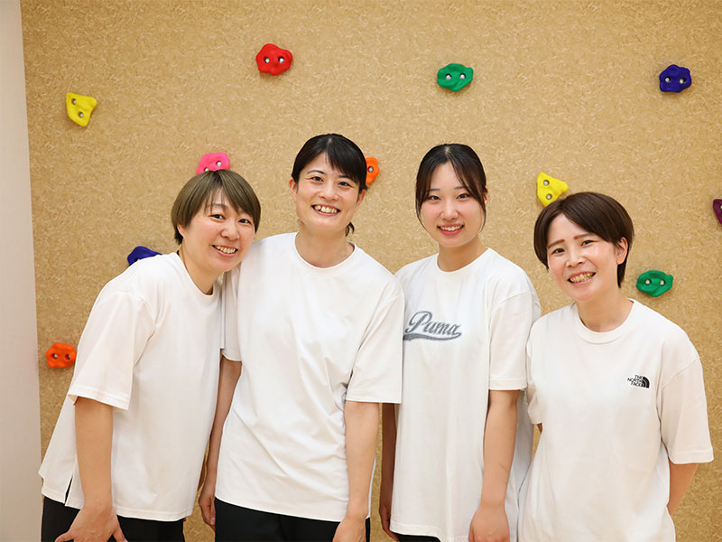 スタッフ紹介