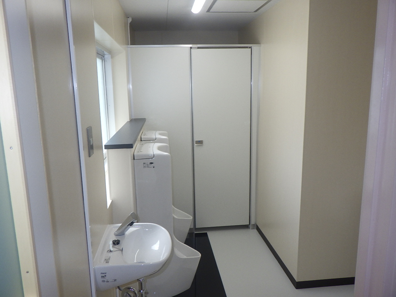 令和6年度　相生中学校トイレ改修工事（竣工）