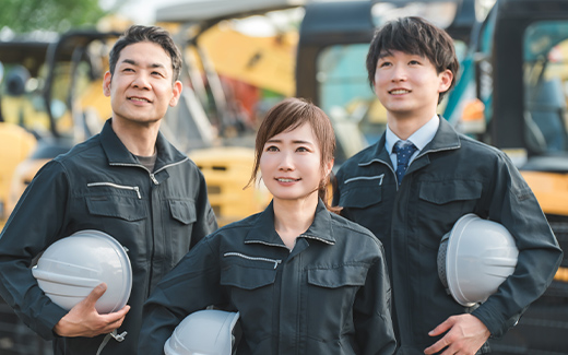 先輩社員の声