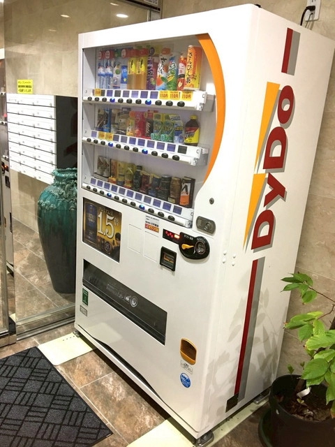 ガナハビル 共用部の自動販売機