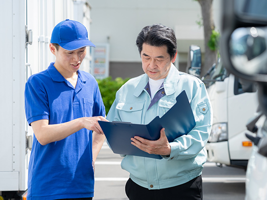 未経験でも安心|先輩社員のサポート