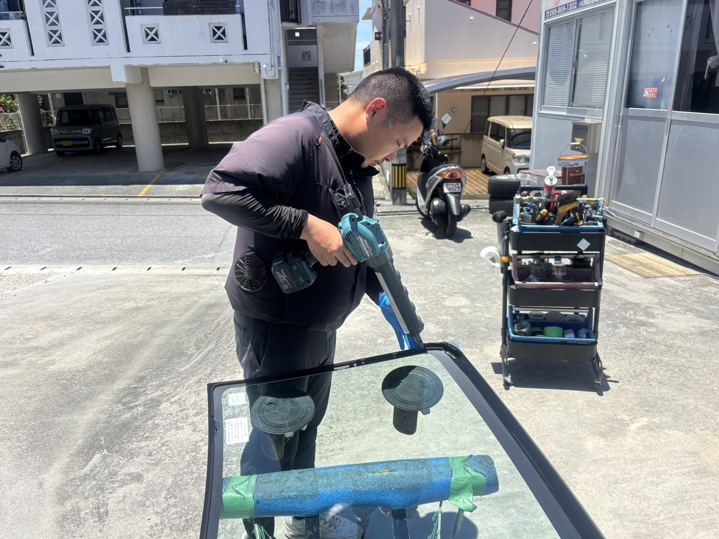 自動車ガラスの交換