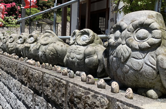 七福神フクロウの石像
