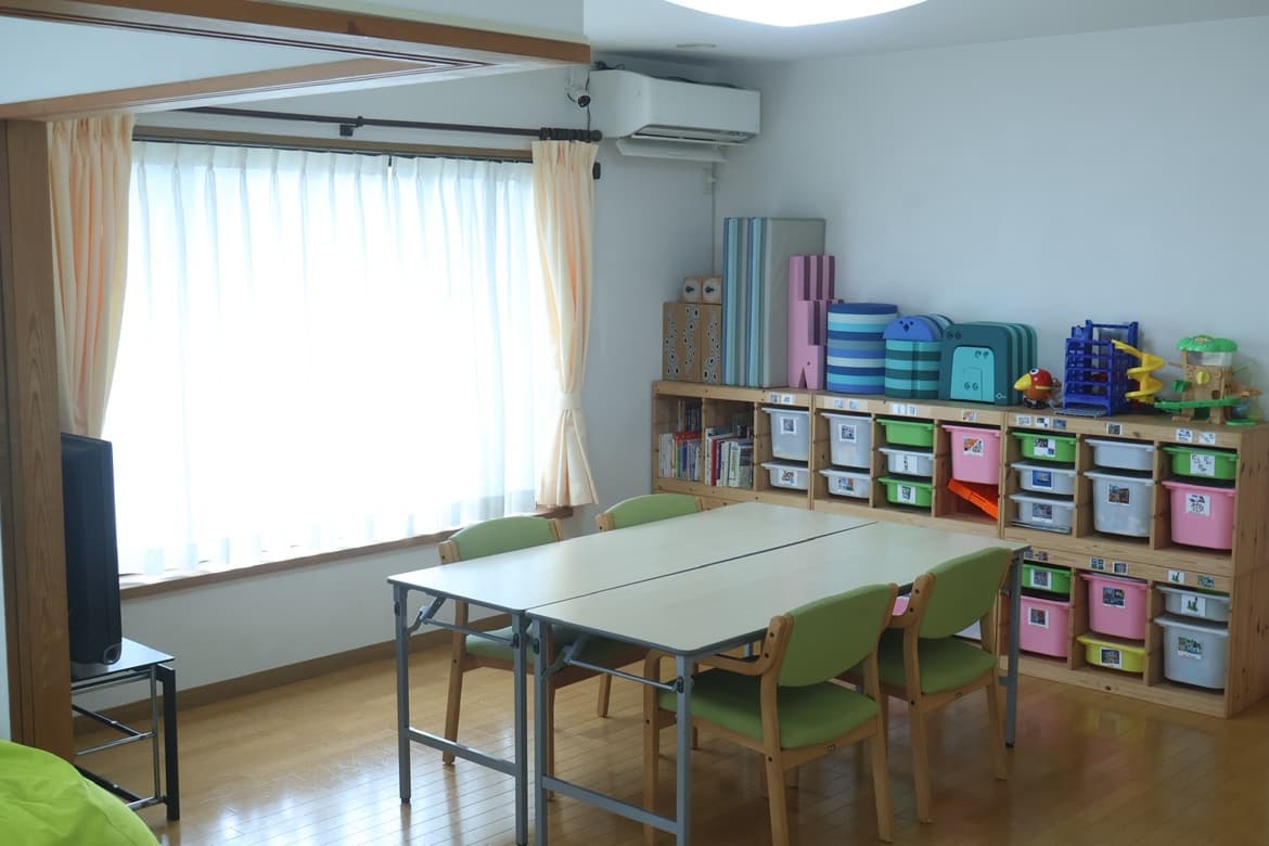 放課後等デイサービスの室内