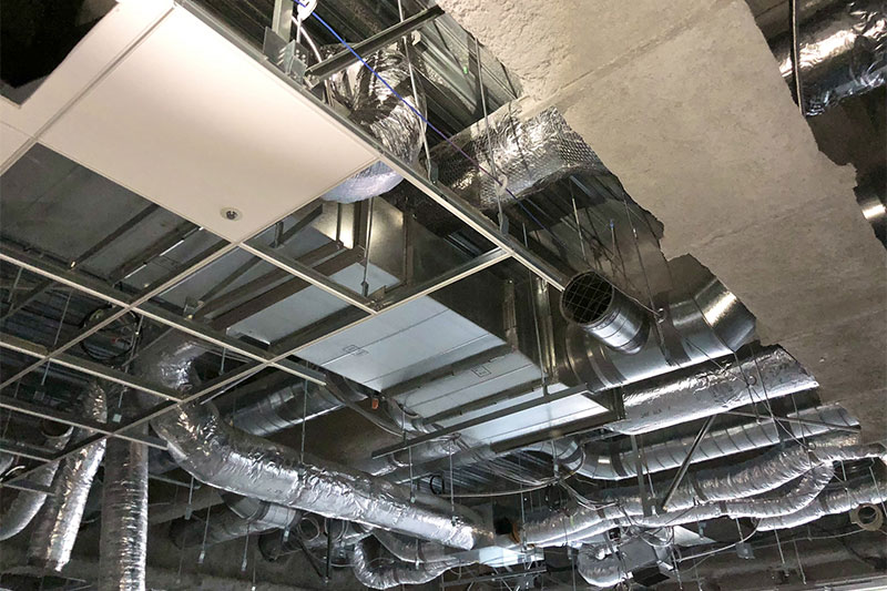 電気・給排水・空調設備