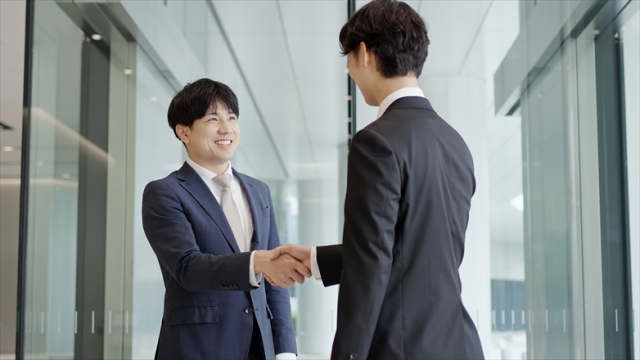沖縄の企業を支える