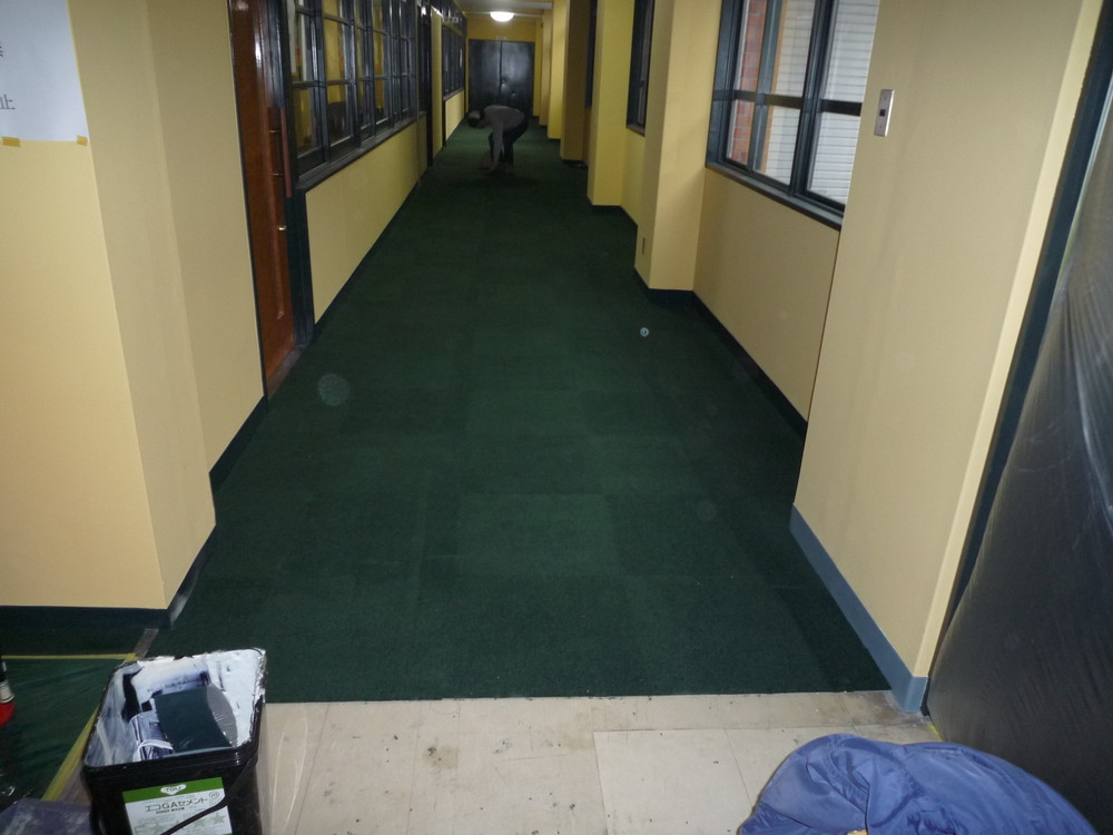 テラス床タイル施工後