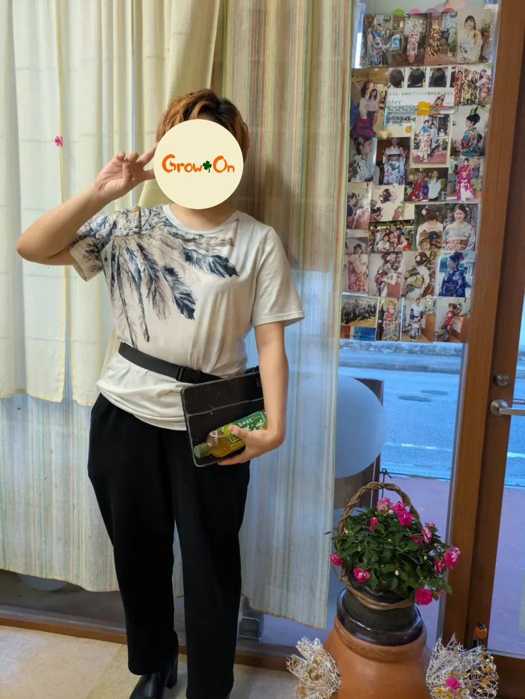 明るいカラーのショートヘア