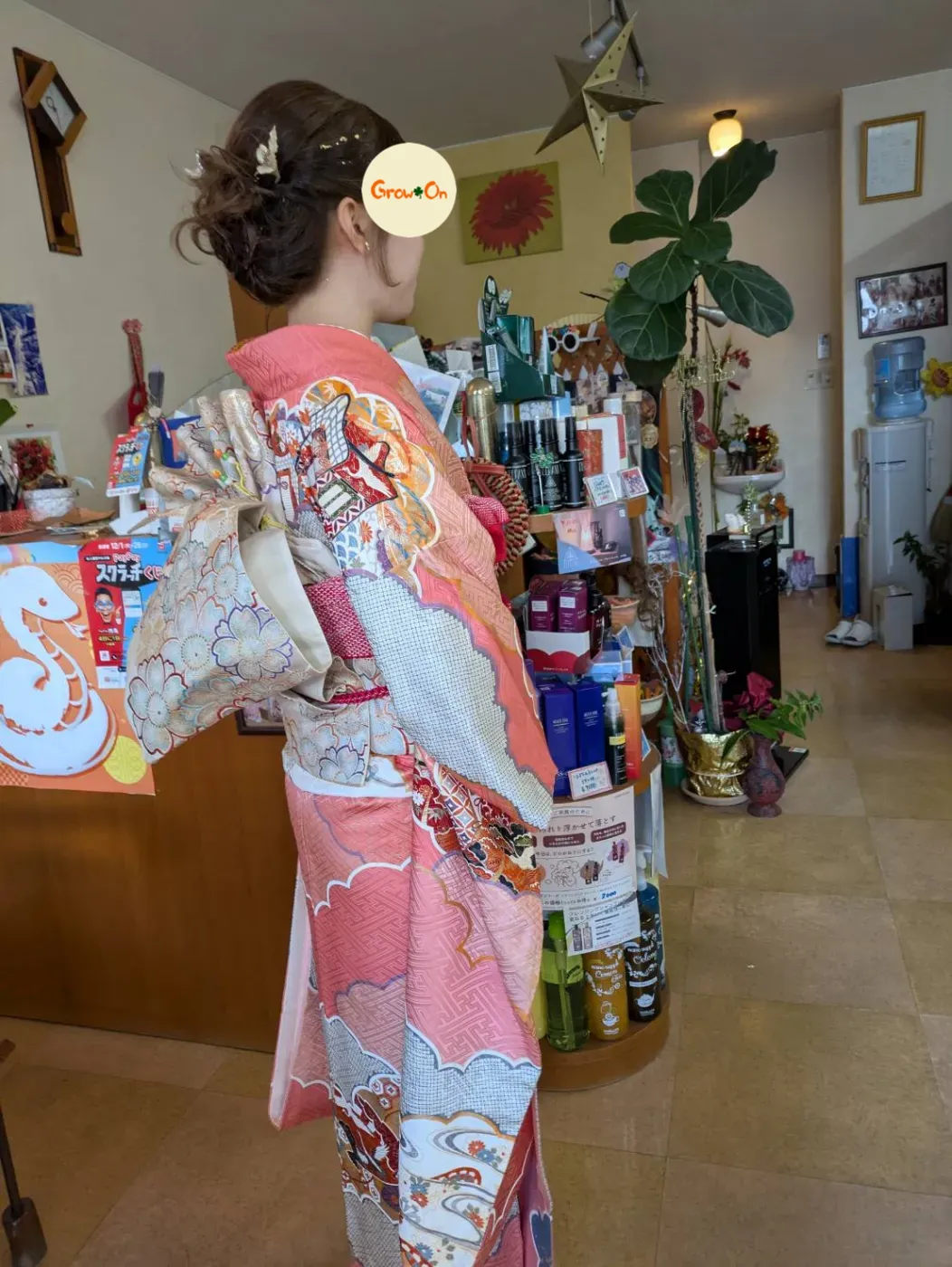ピンクの振袖の帯結び