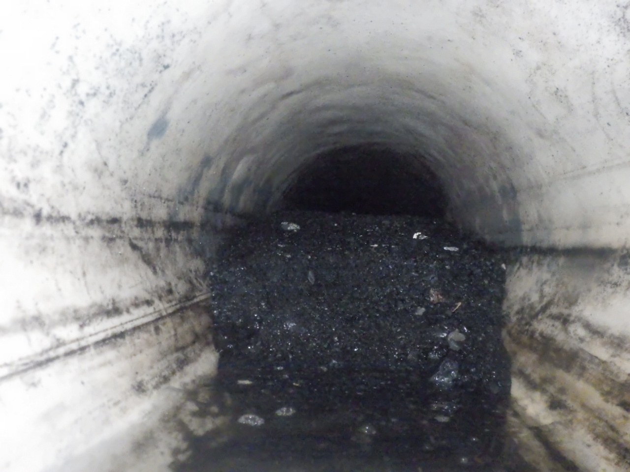 堆積物が確認された管路内部