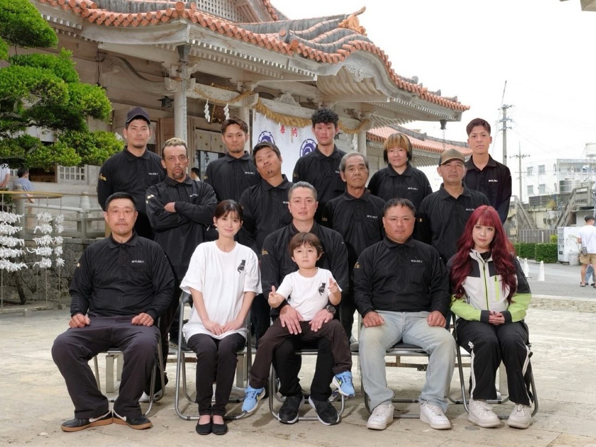 株式会社SLINKY 社員集合写真