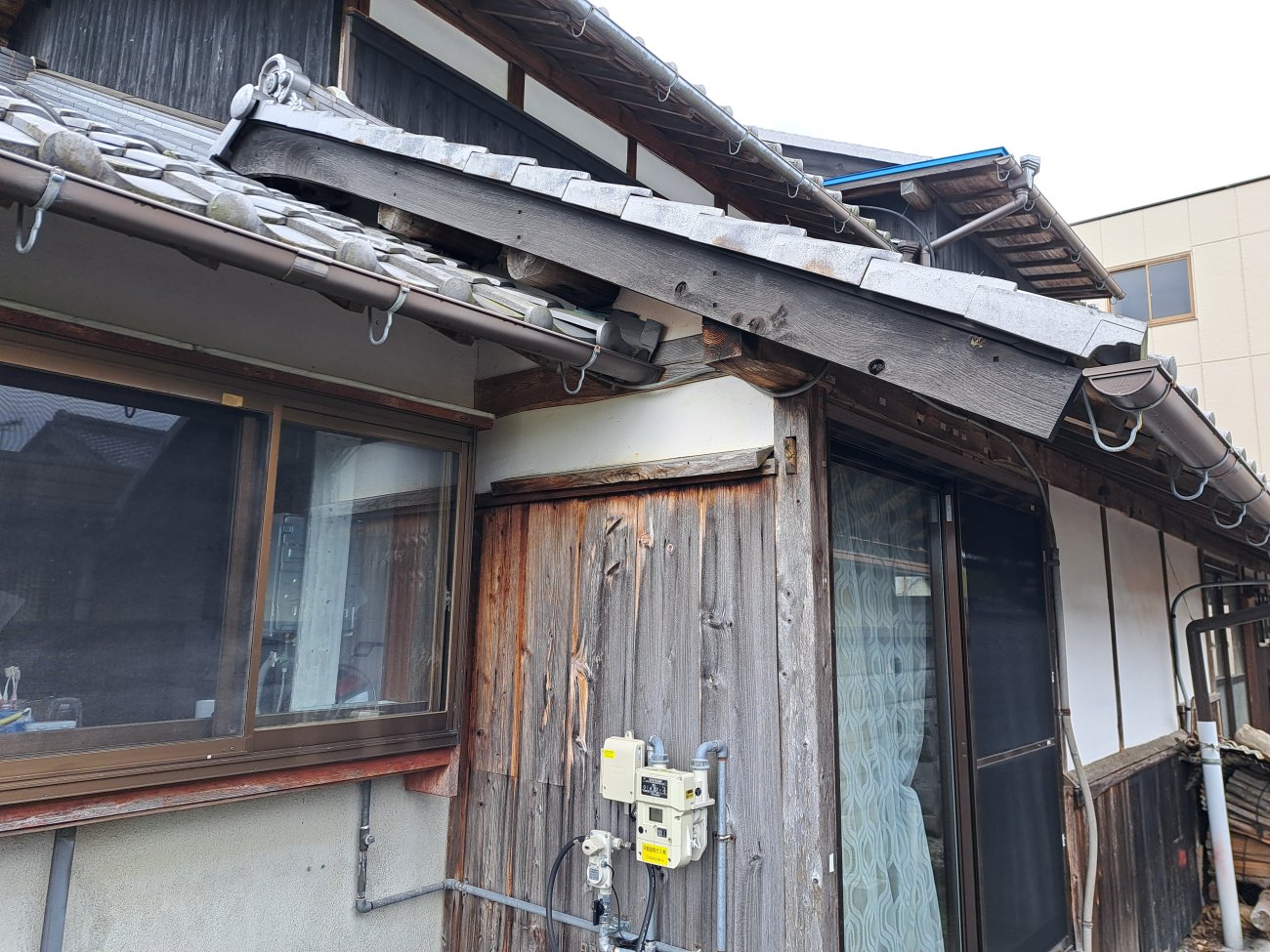 施工前の古民家の外観