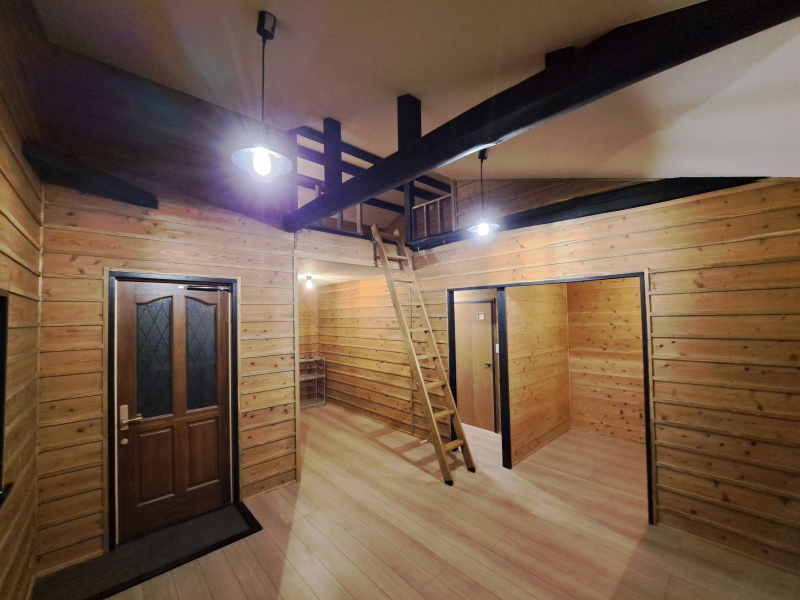 山小屋 写真 3