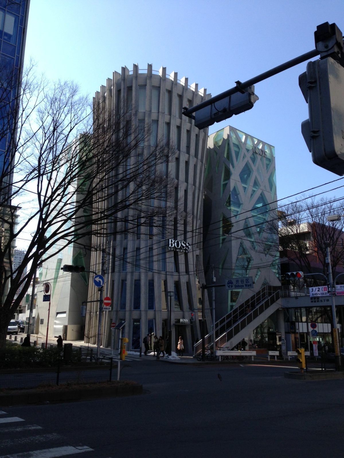 南青山 BOSS関連ビル