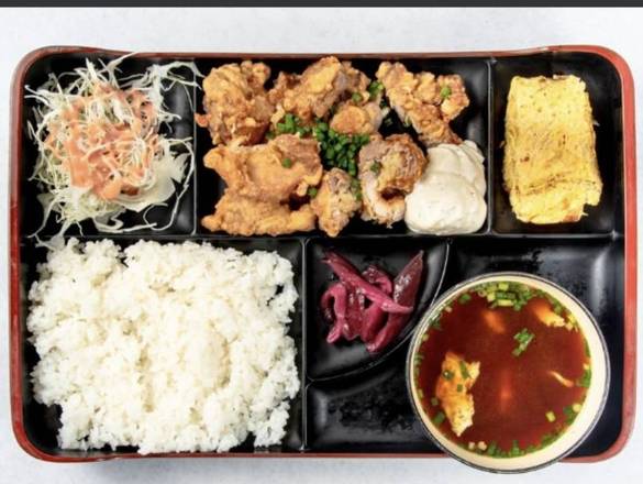 ①チキン南蛮定食／②チキン唐揚げ定食